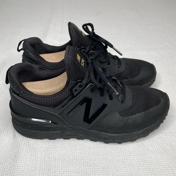 New Balance Shoes - New Balance 574 Black Sneakers WS574BKG